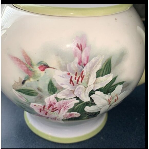 Vintage Floral Teapot & Cup Set With Hummingbird - Picture 3 of 12